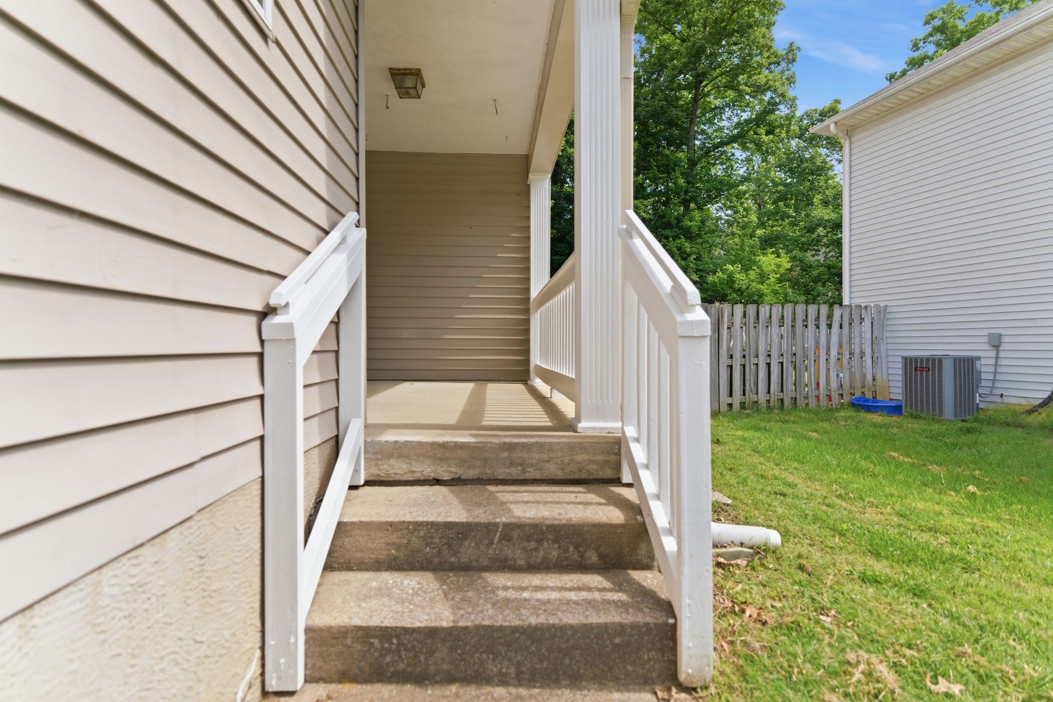 5910 Colchester Drive Hermitage TN 37076