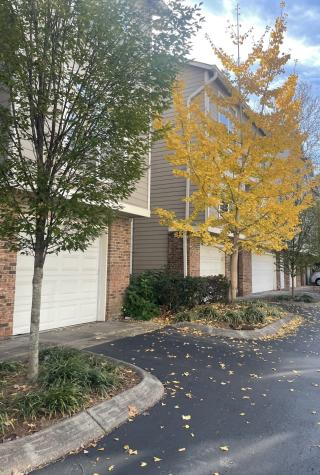 2051 Stokes Lane Nashville TN 37215
