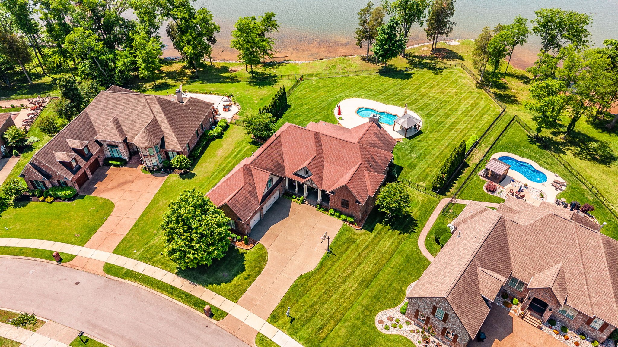 145 Windmill Pointe Circle Hendersonville TN 37075