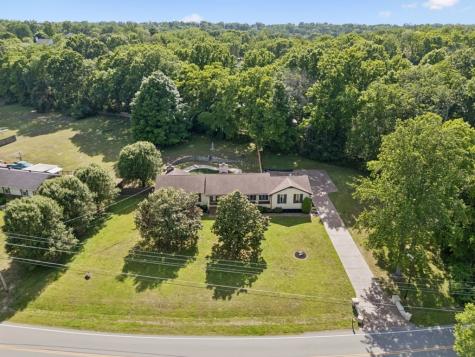500 Lakeshore Drive Old Hickory TN 37138