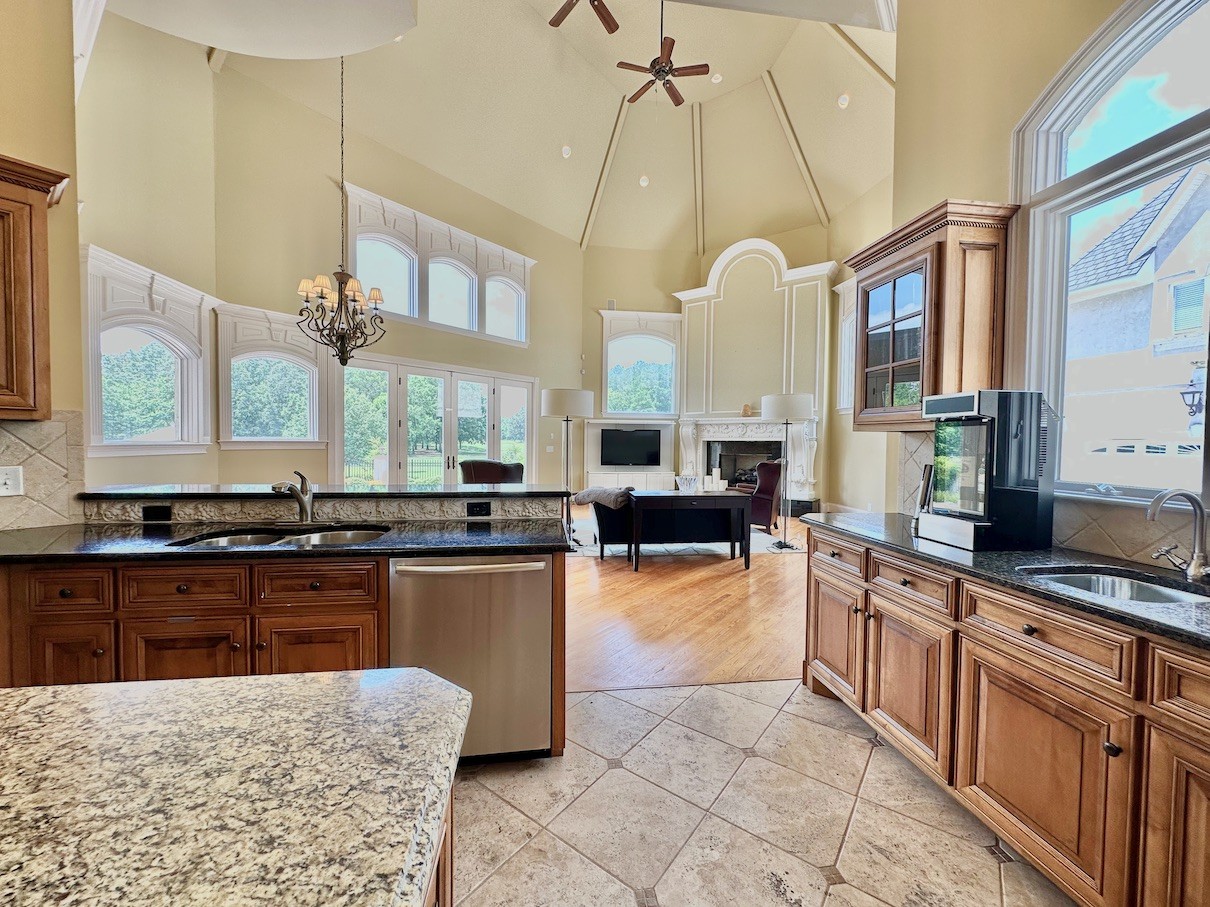 554 Willow Brook Drive Manchester TN 37355