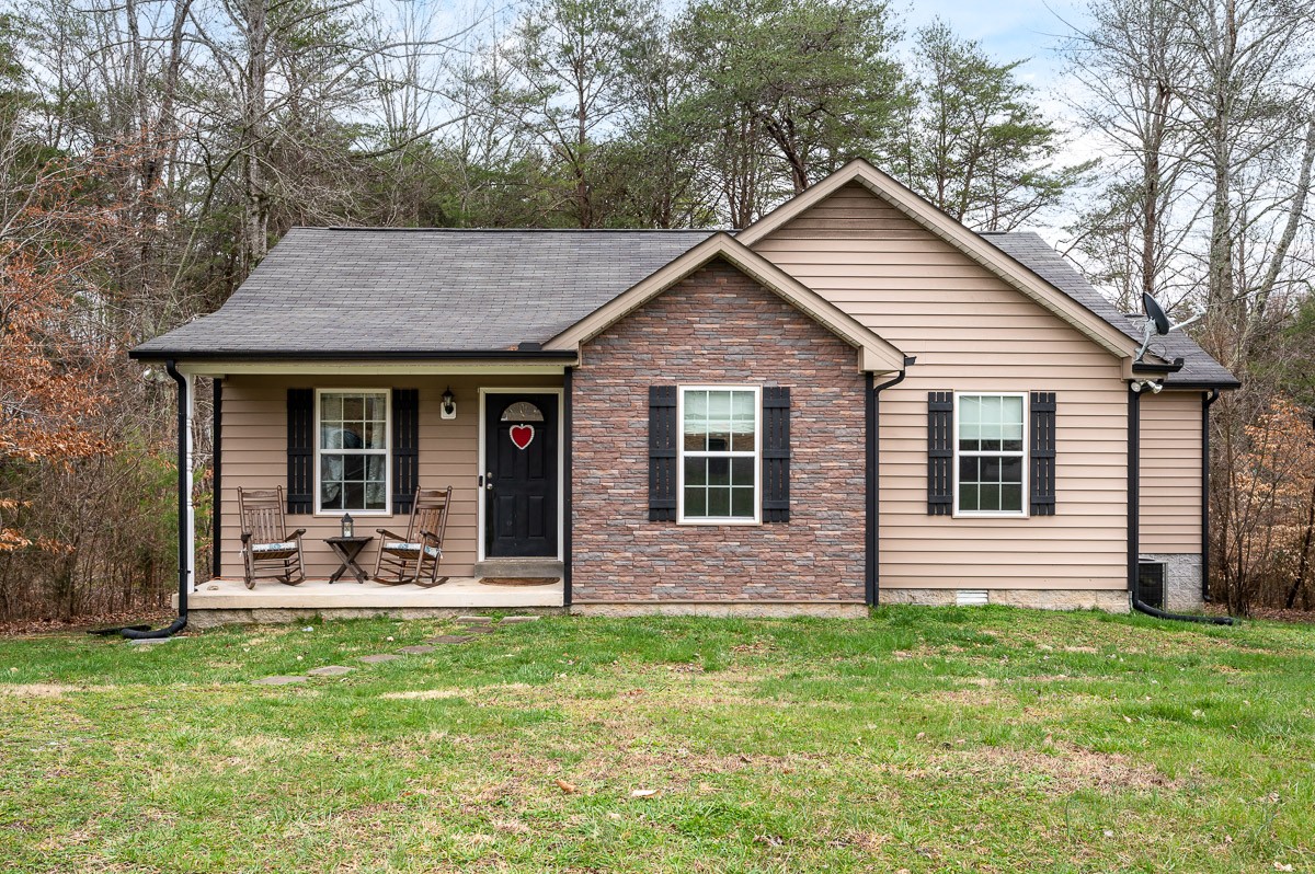 305 Twilight Court White Bluff TN 37187