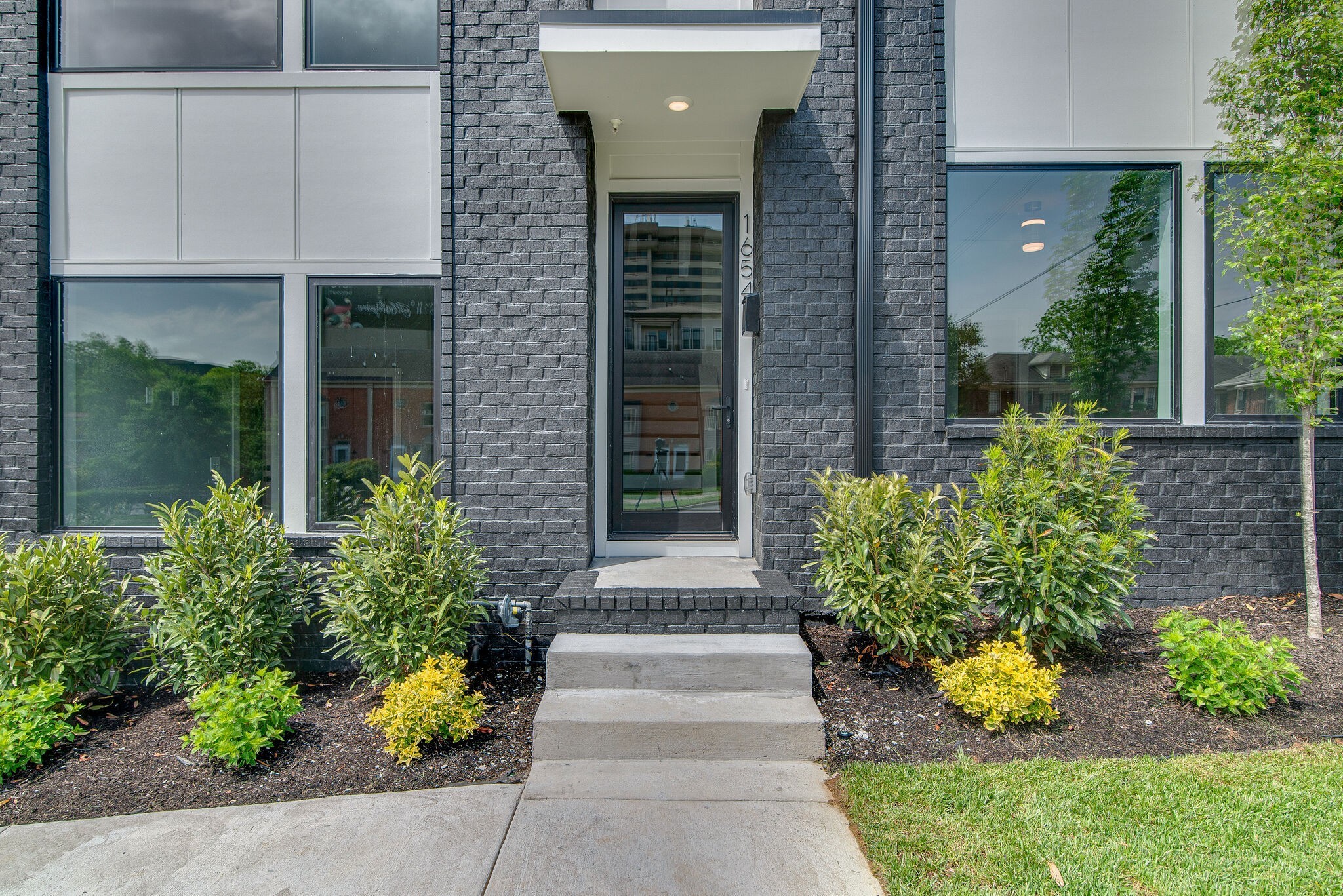1654 19th Ave, S Nashville TN 37212