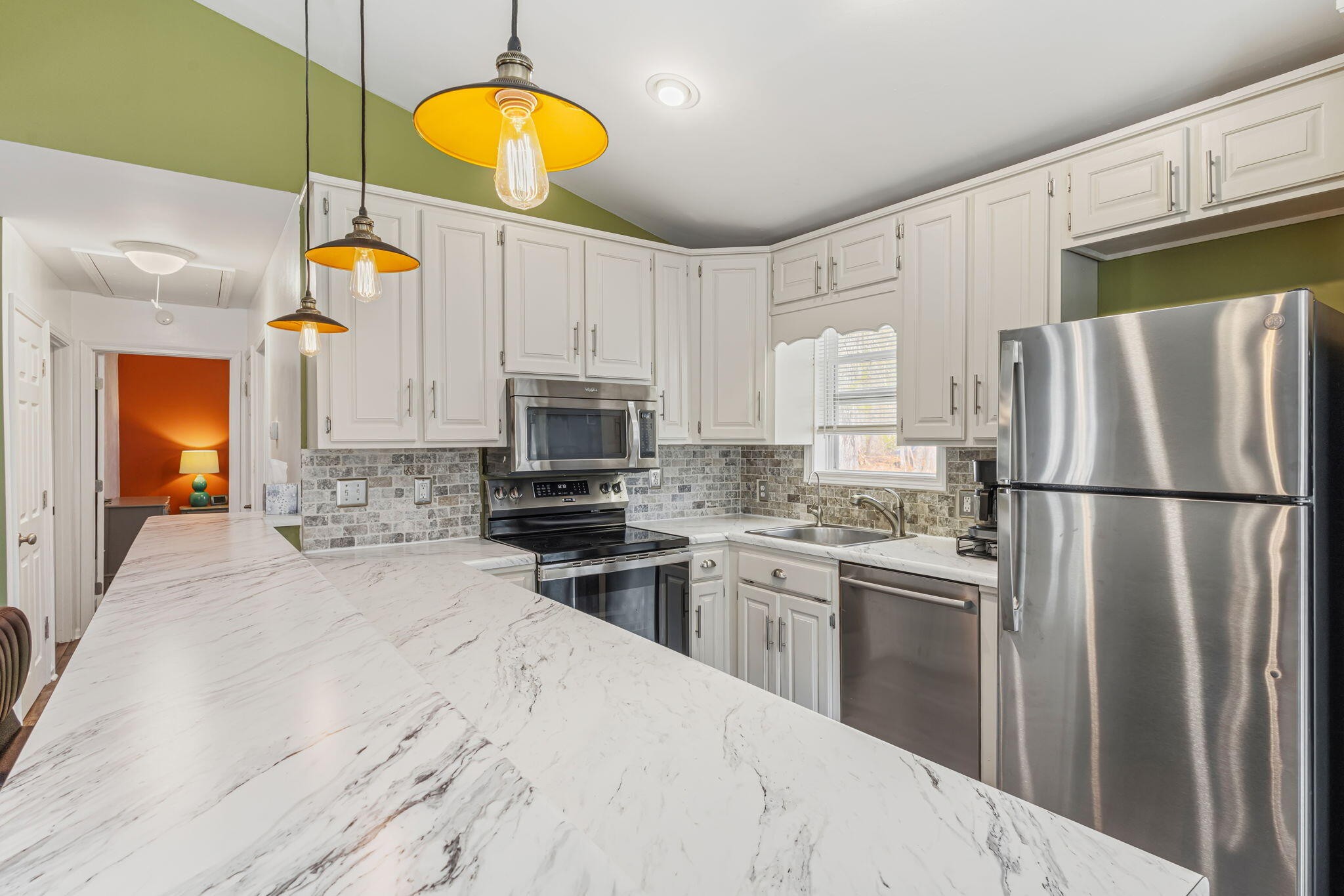 124 Peninsula Road Madisonville TN 37354