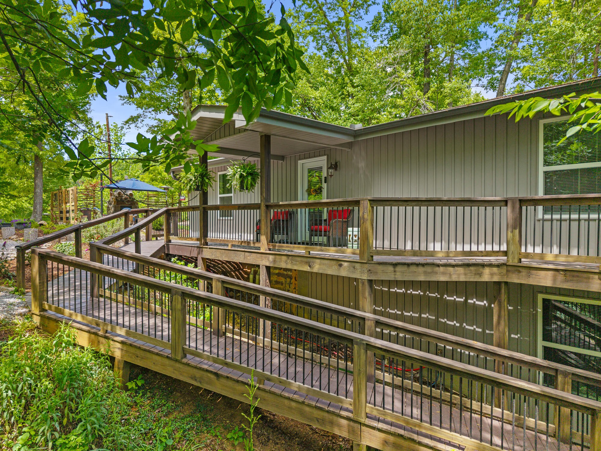 124 Peninsula Road Madisonville TN 37354