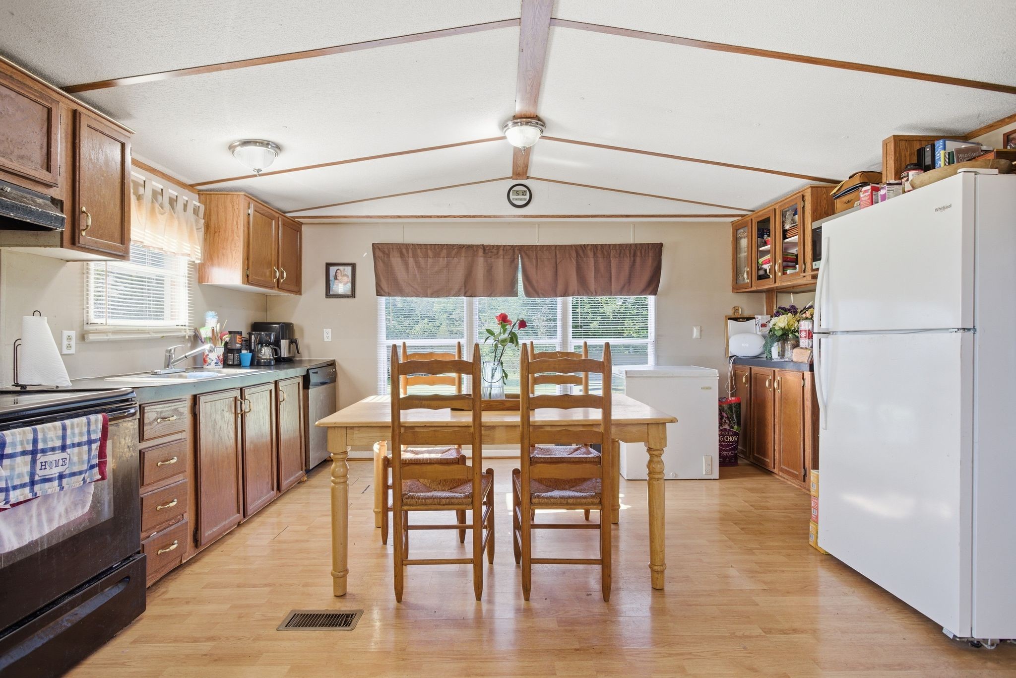 8526 Crawley Hill Road Mount Pleasant TN 38474