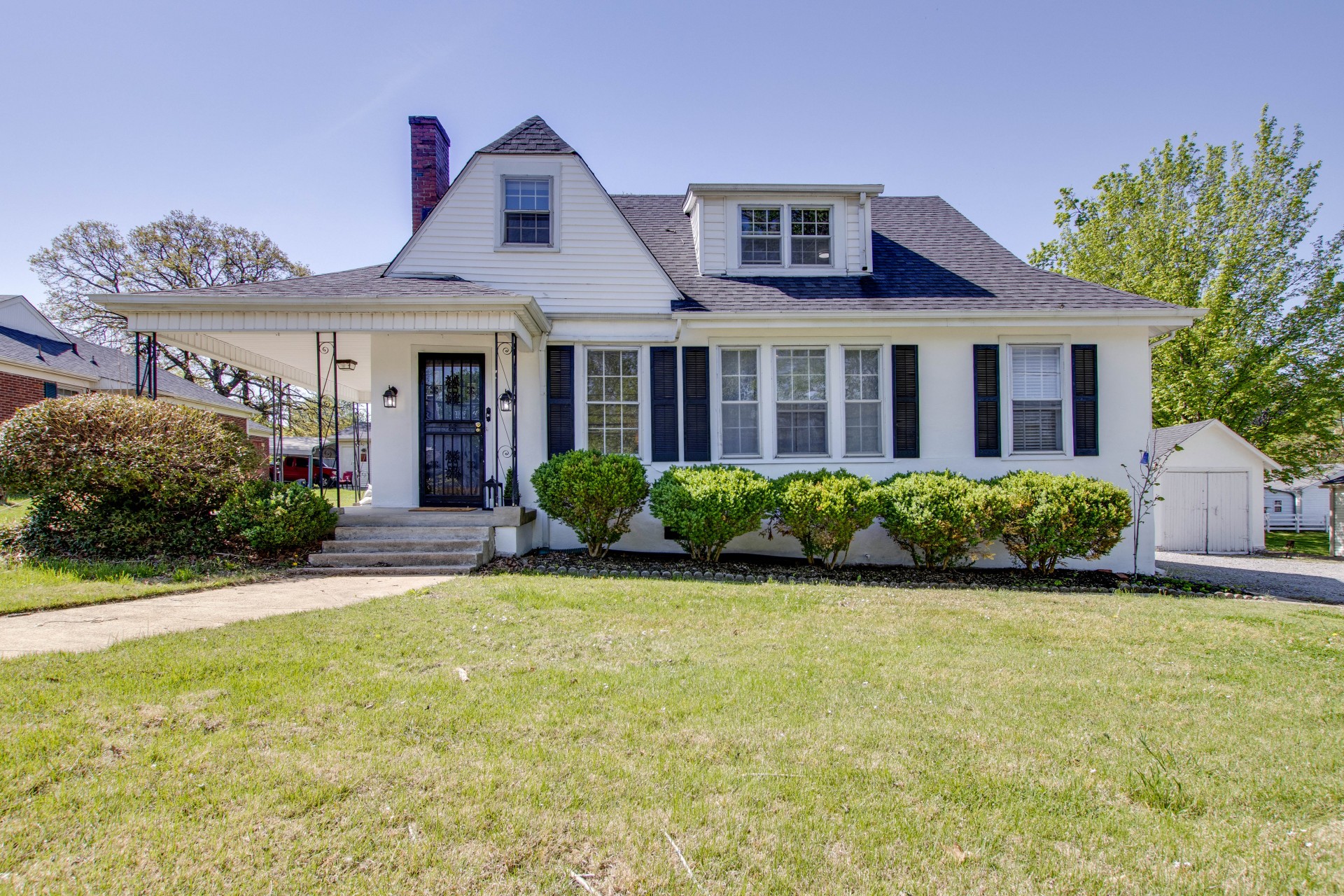 1039 W Commerce Street Lewisburg TN 37091