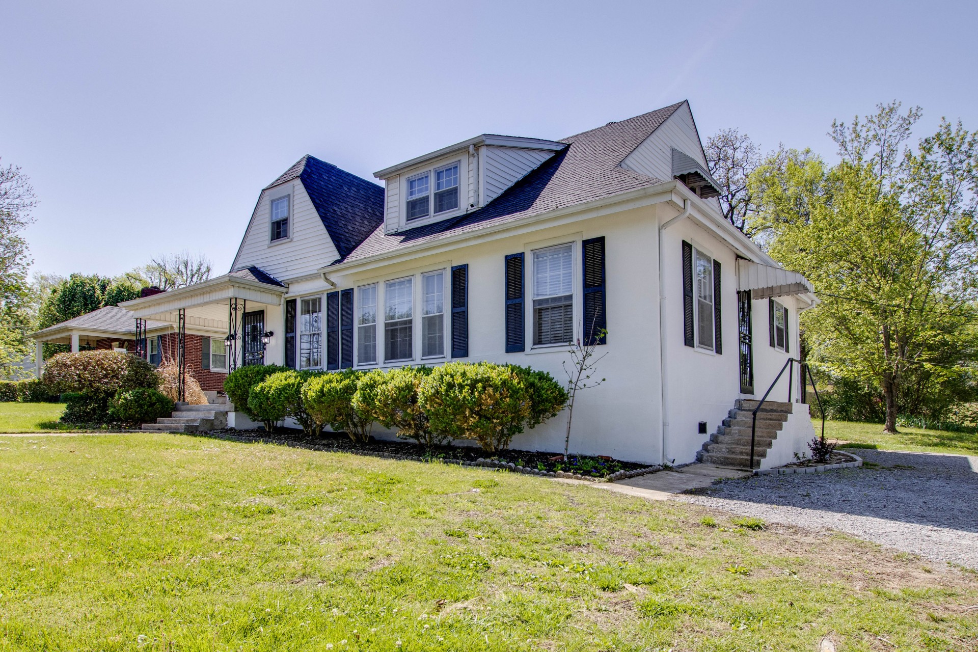 1039 W Commerce Street Lewisburg TN 37091