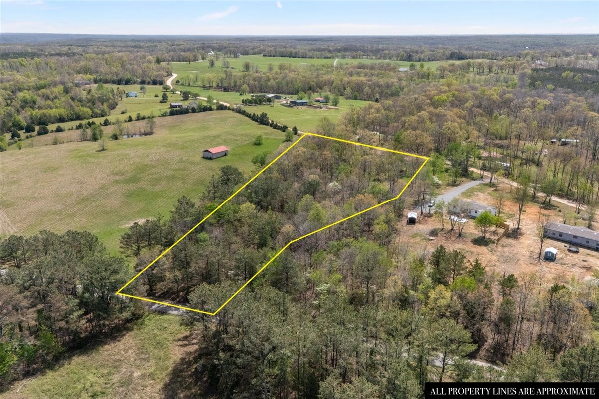 1837 Humphreys Co Line Road Dickson TN 37055