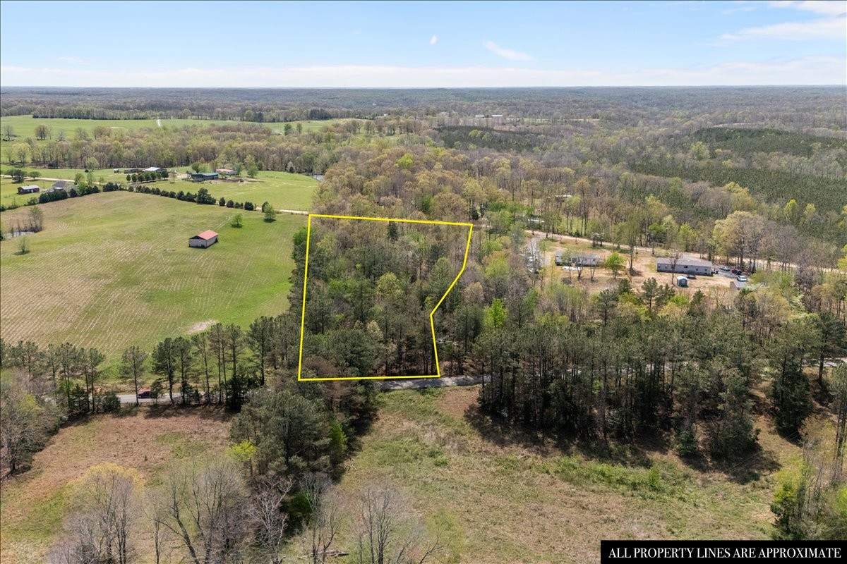 1837 Humphreys Co Line Road Dickson TN 37055