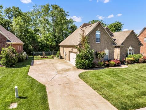 3339 Shady Forest Drive Murfreesboro TN 37128