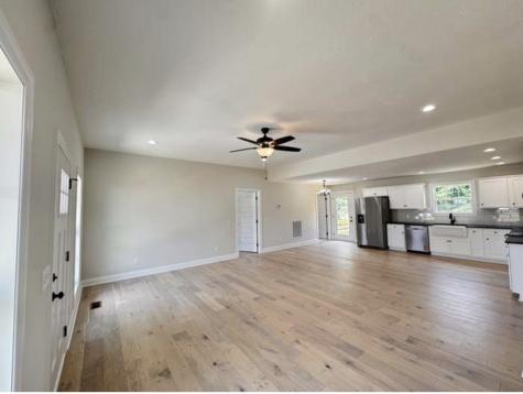 2105 Maple Grove Road Cadiz KY 42211