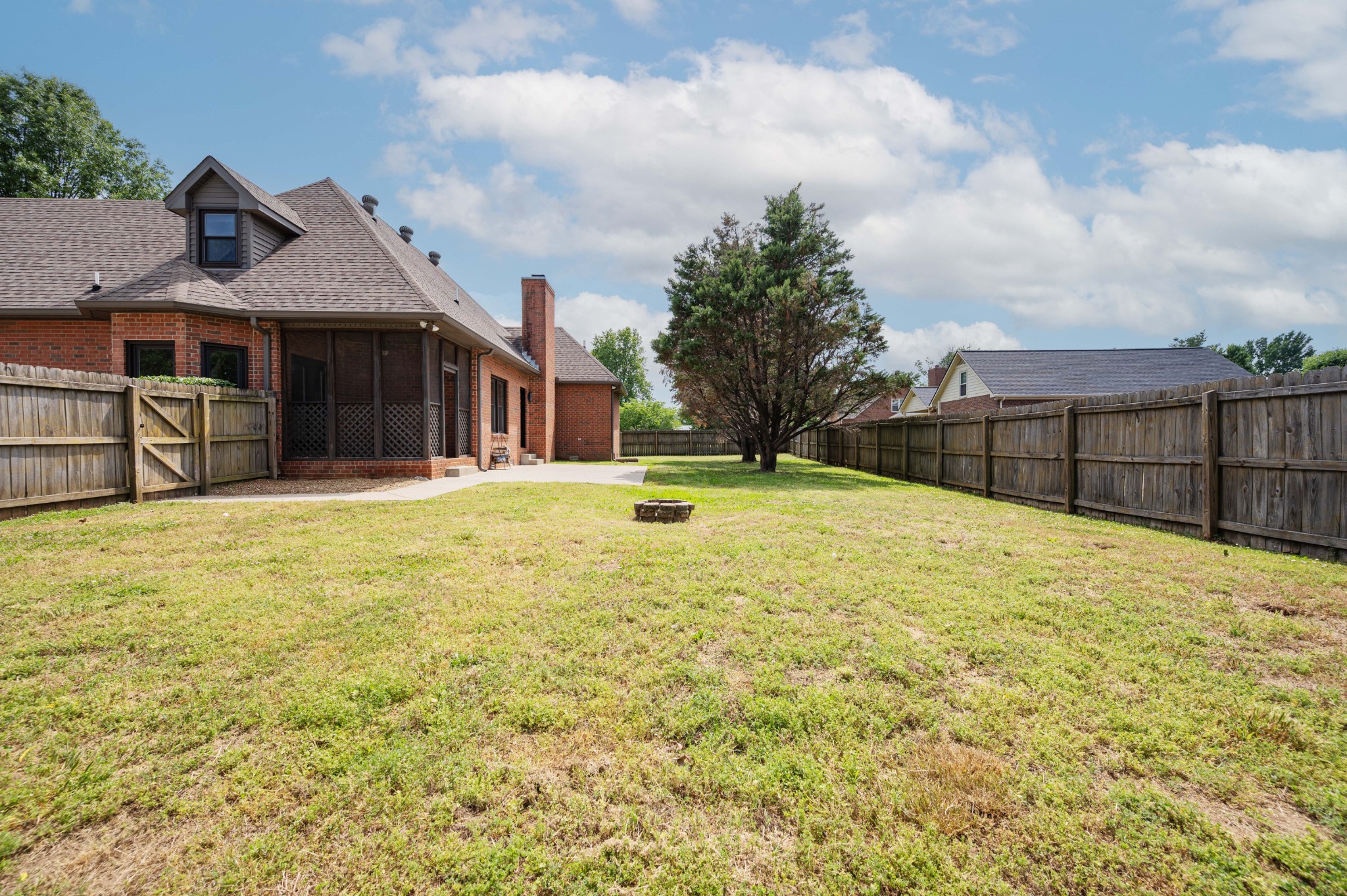 2815 Bowers Lane Murfreesboro TN 37129