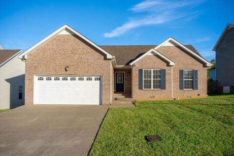 2641 Arthurs Court Clarksville TN 37040