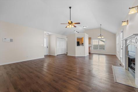 2641 Arthurs Court Clarksville TN 37040