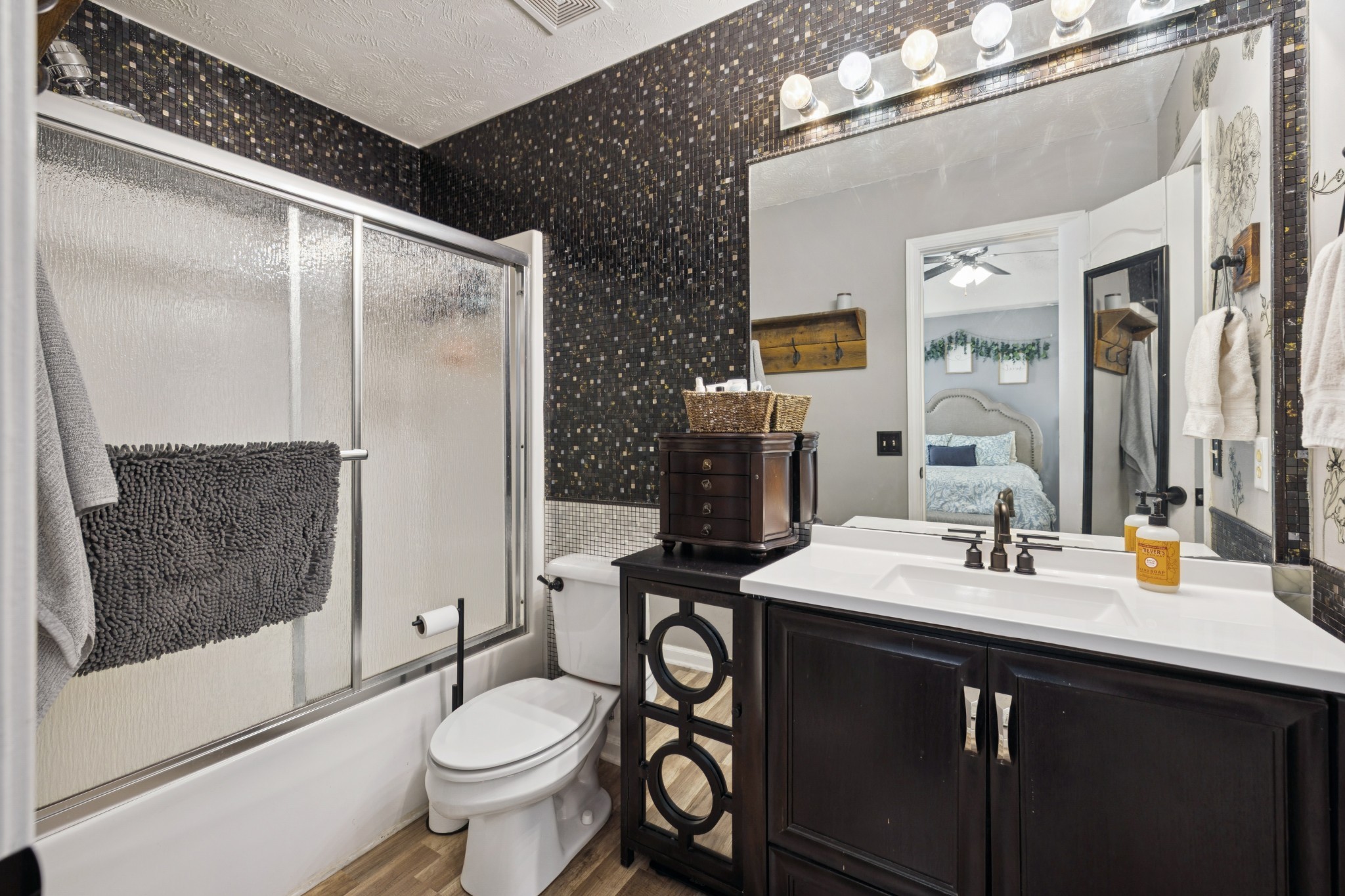 5007 73rd Avenue La Vergne TN 37086