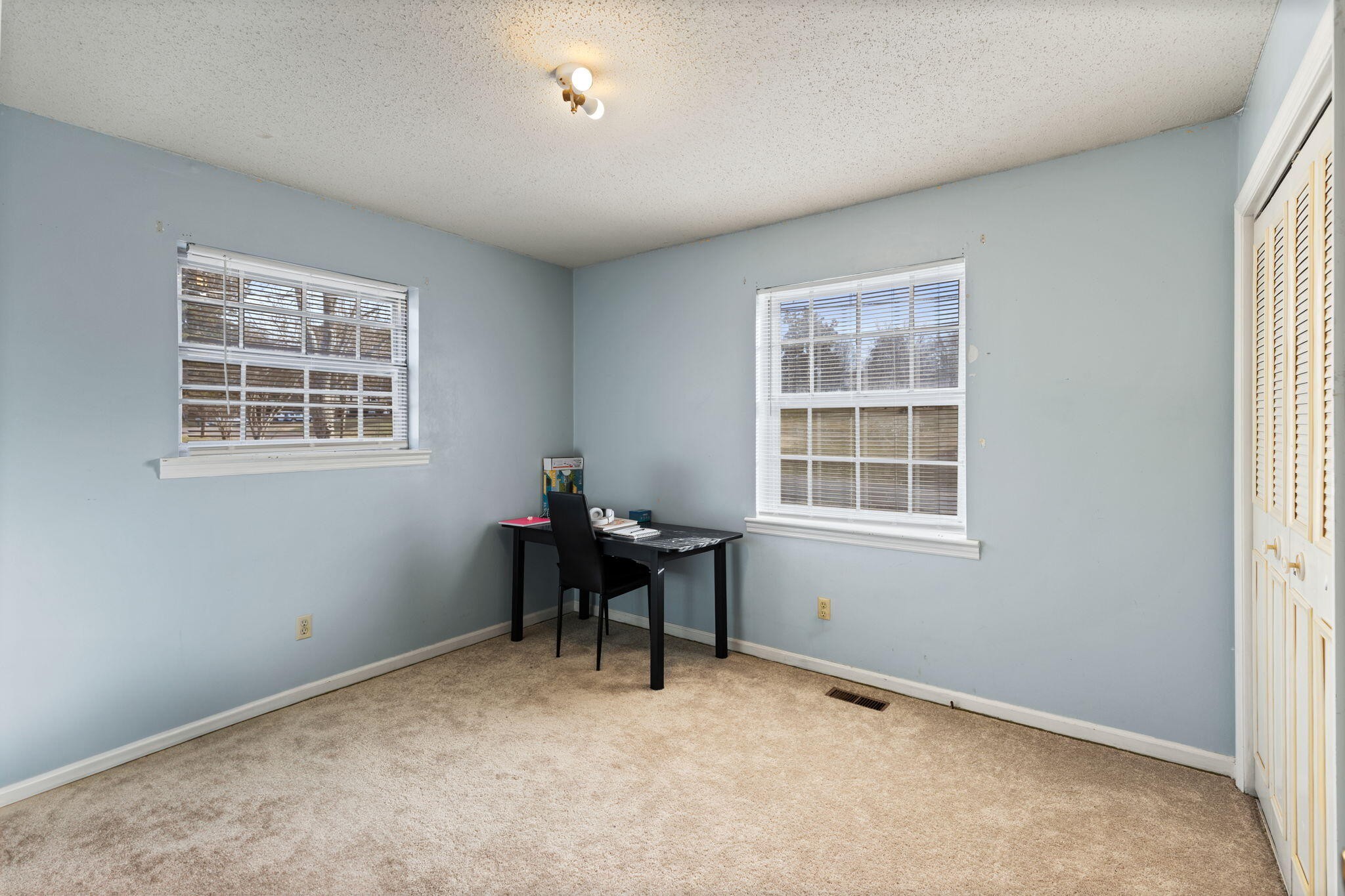 3035 W Lake Drive, NW Cleveland TN 37312