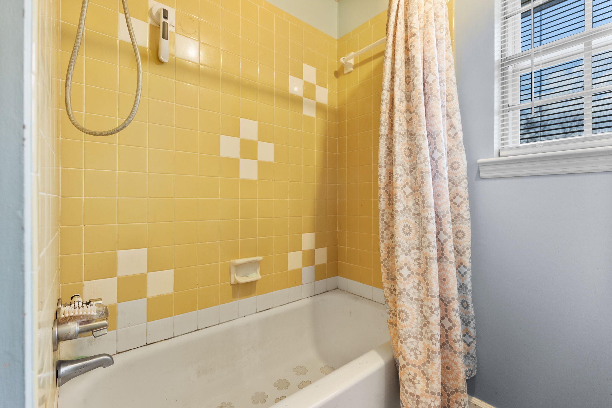 3035 W Lake Drive, NW Cleveland TN 37312