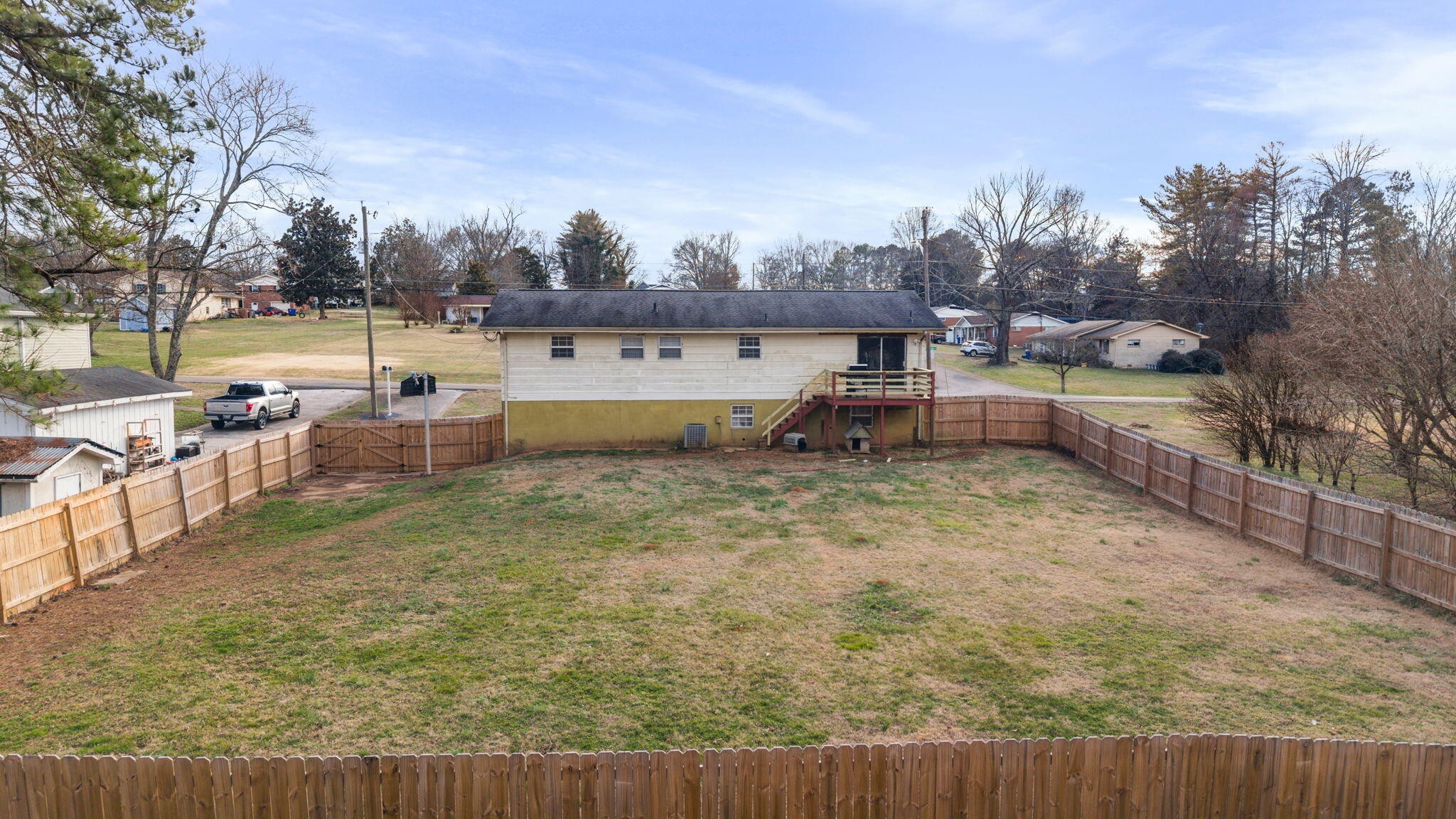 3035 W Lake Drive, NW Cleveland TN 37312