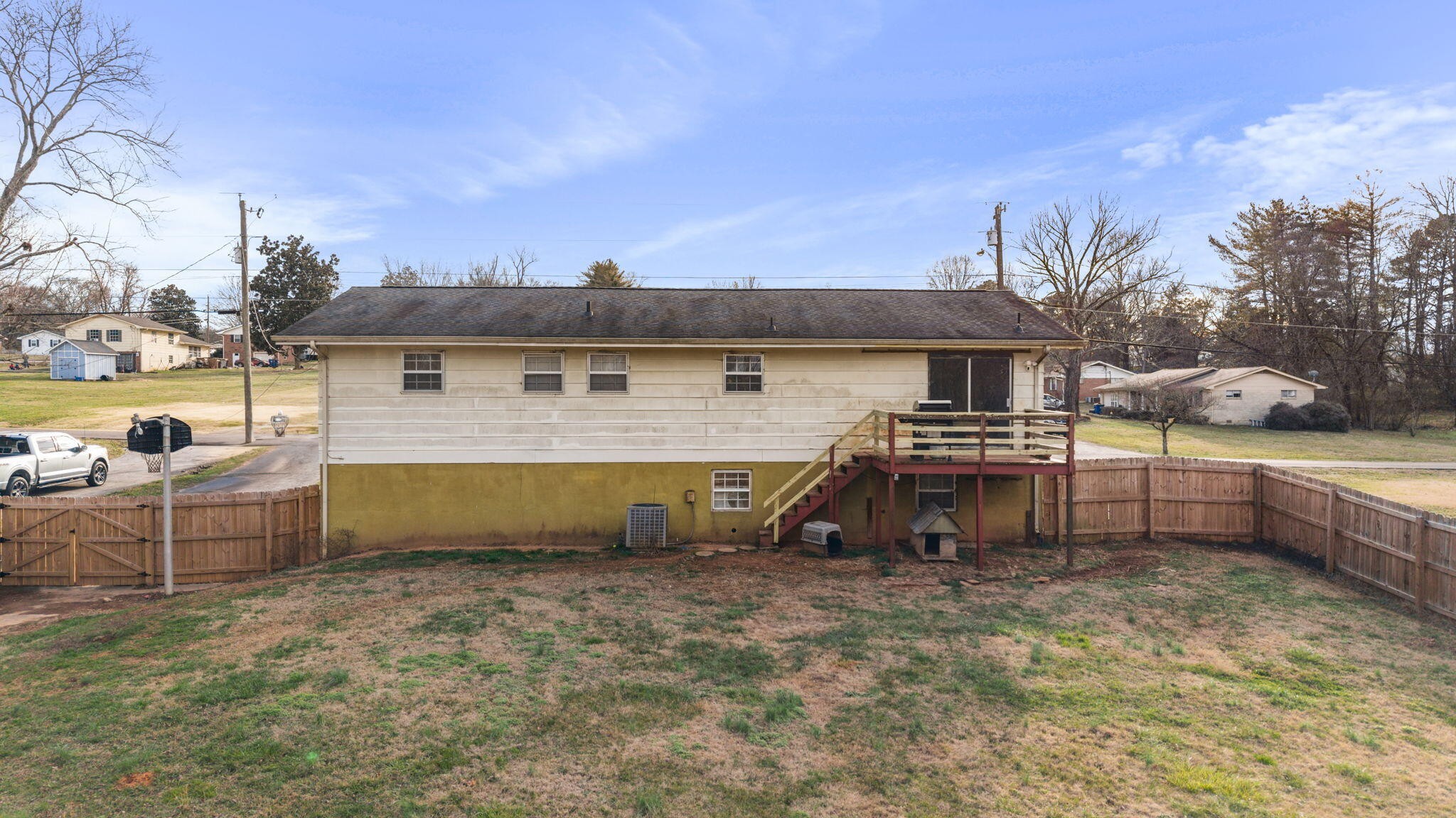 3035 W Lake Drive, NW Cleveland TN 37312