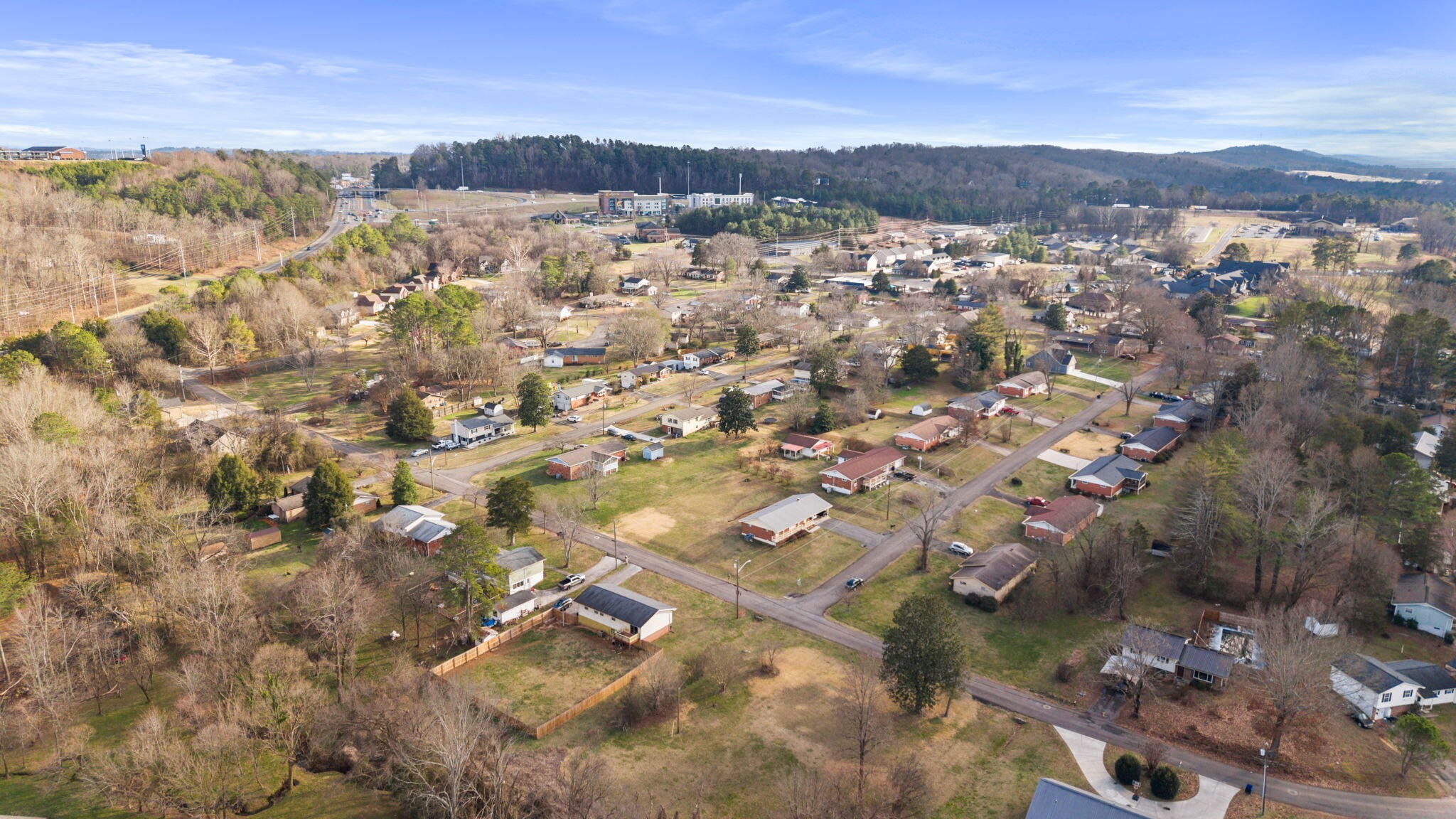 3035 W Lake Drive, NW Cleveland TN 37312