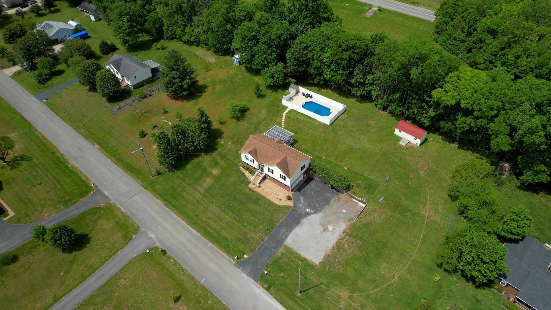 1504 Potter Drive Columbia TN 38401