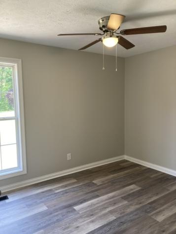 3366 Dobbins Pike Portland TN 37148