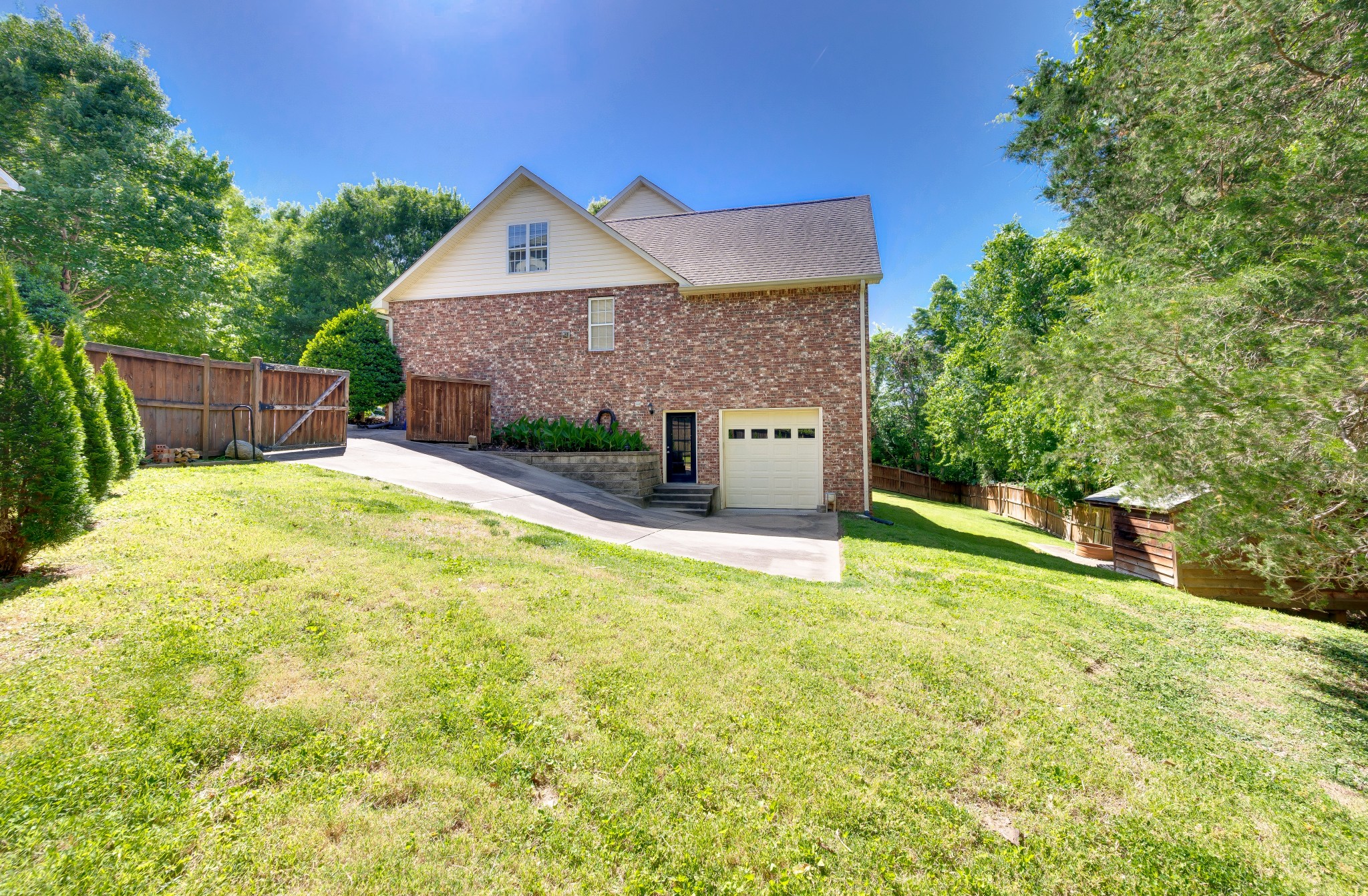 225 Springhaven Court Nashville TN 37221