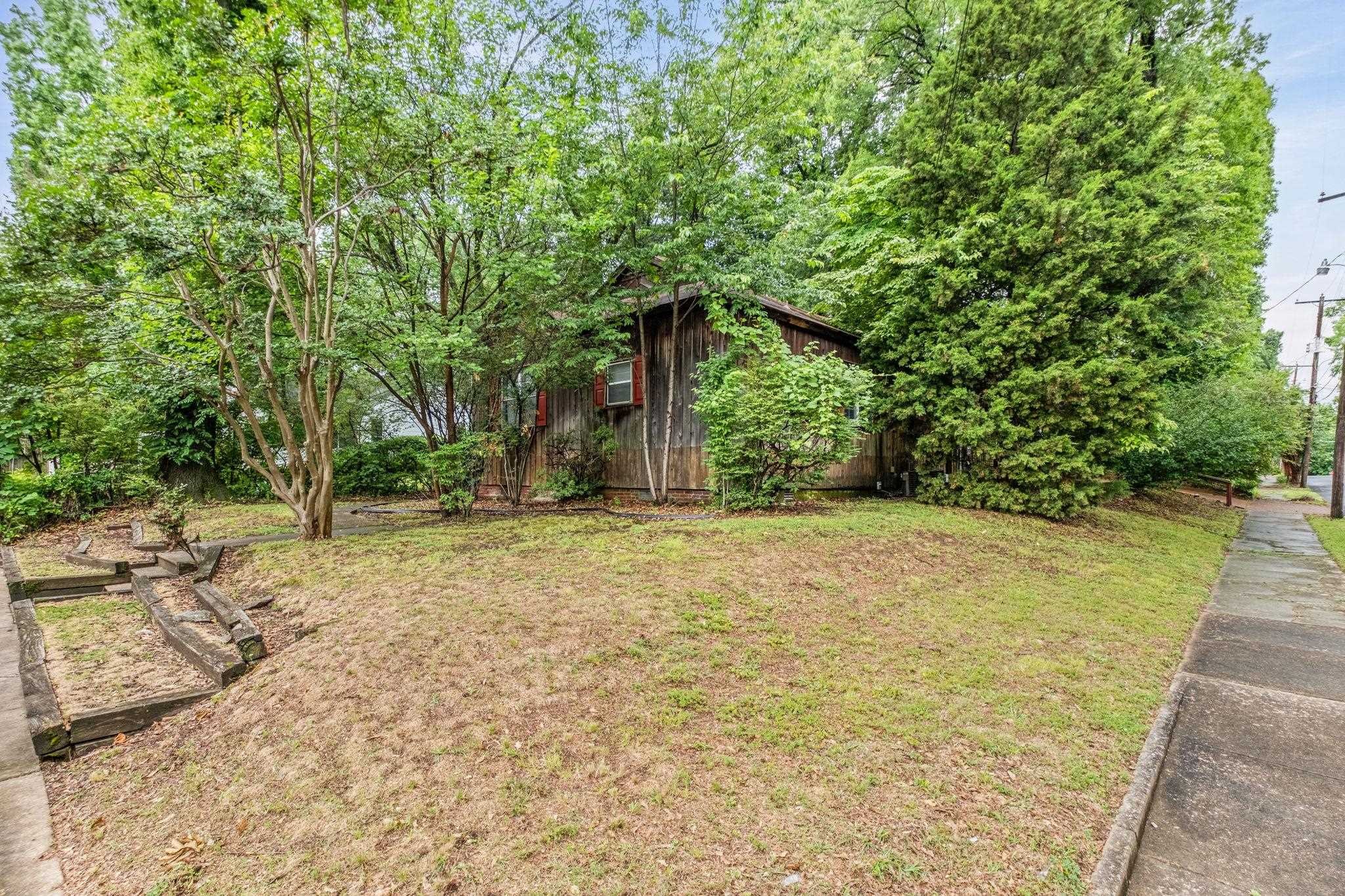 689 Tanglewood Street Memphis TN 38104