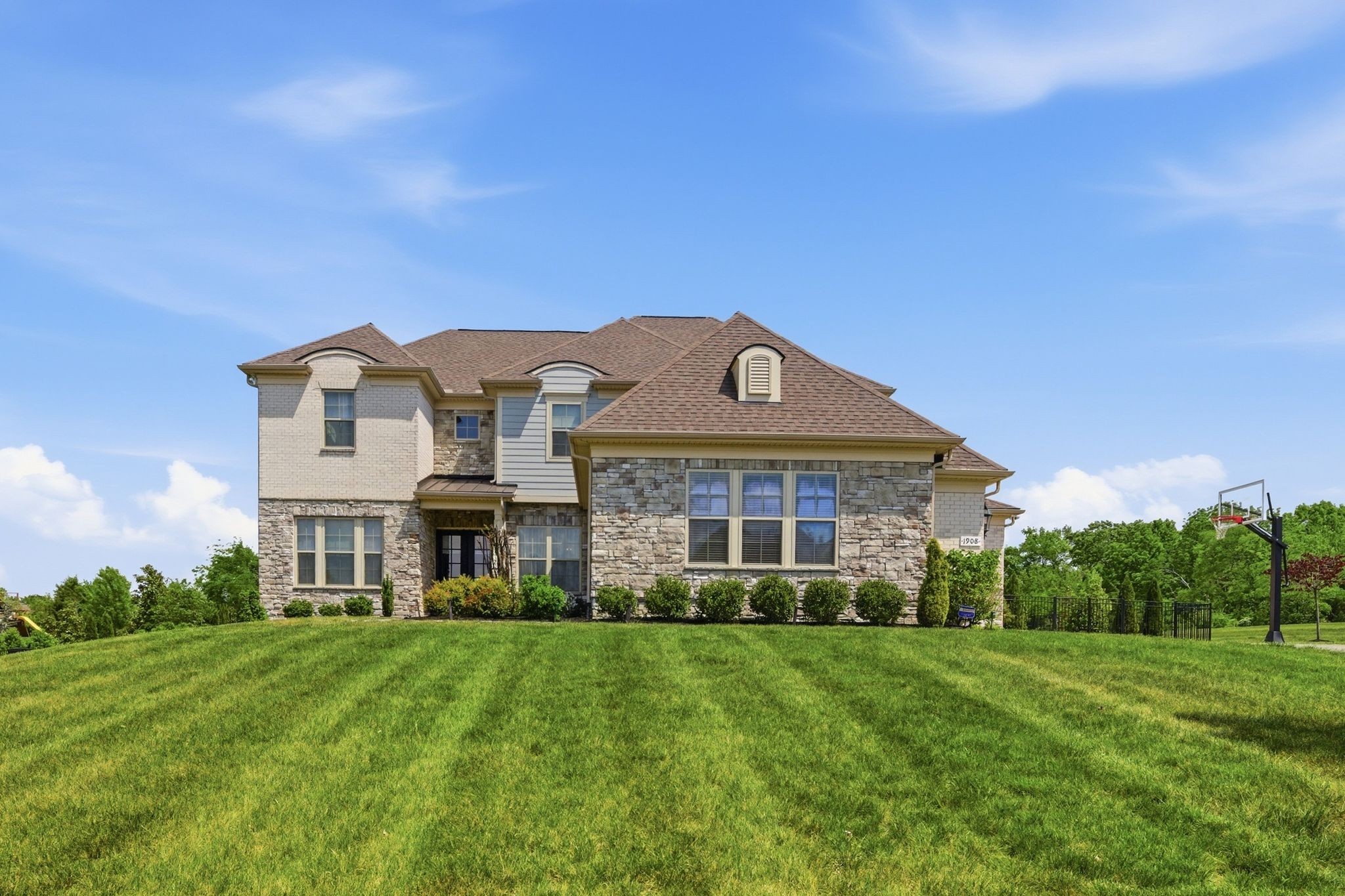 1908 New Bristol Lane Brentwood TN 37027