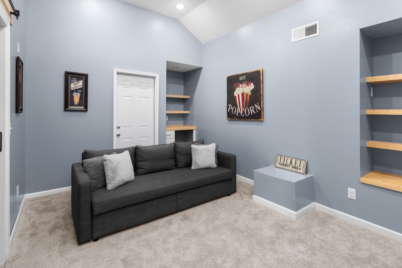 1085 Nealcrest Circle Spring Hill TN 37174