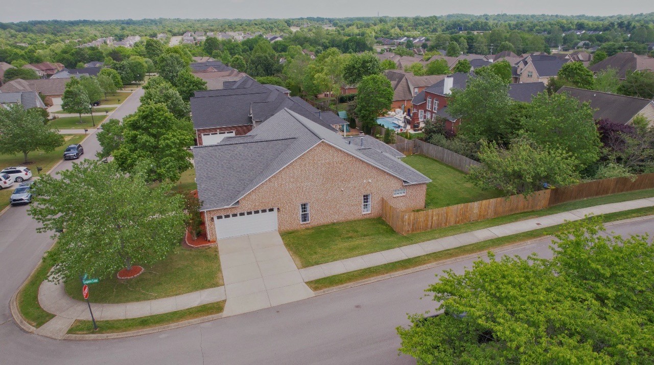 1085 Nealcrest Circle Spring Hill TN 37174