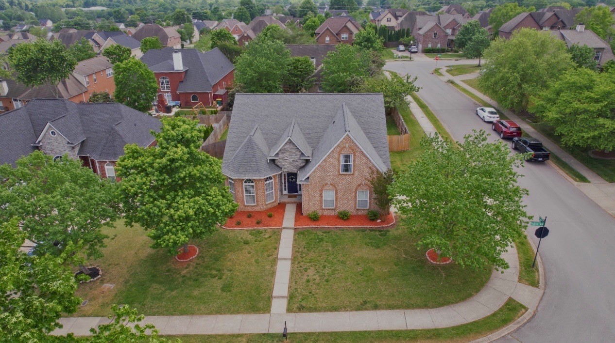 1085 Nealcrest Circle Spring Hill TN 37174