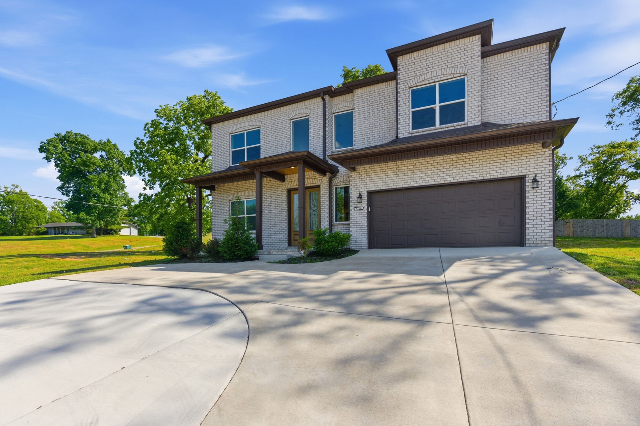 1760 W Main Street Lebanon TN 37087
