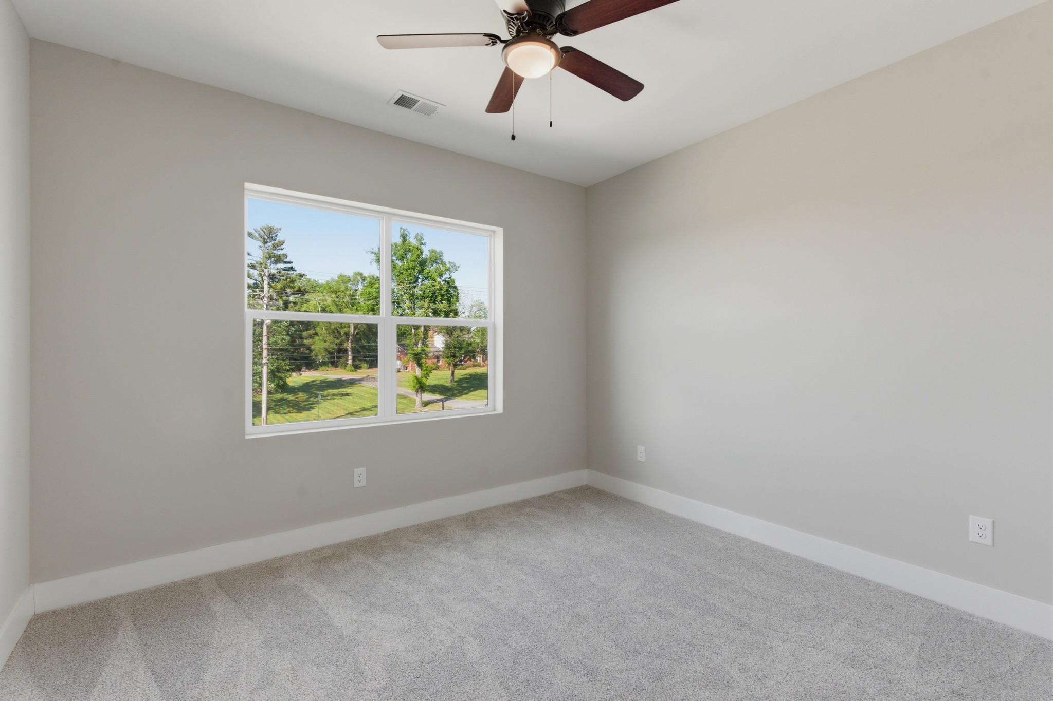 1760 W Main Street Lebanon TN 37087