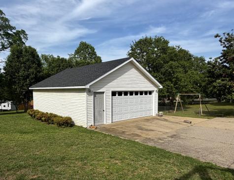 145 S Palmers Chapel Road White House TN 37188