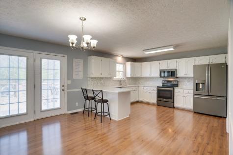 145 S Palmers Chapel Road White House TN 37188