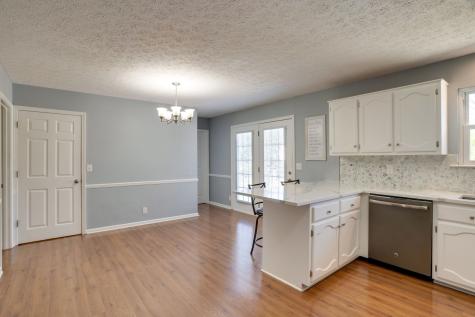 145 S Palmers Chapel Road White House TN 37188