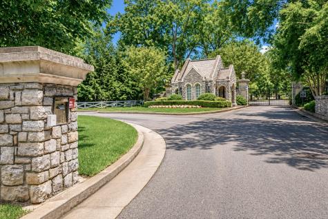 2037 Fransworth Drive Nashville TN 37205
