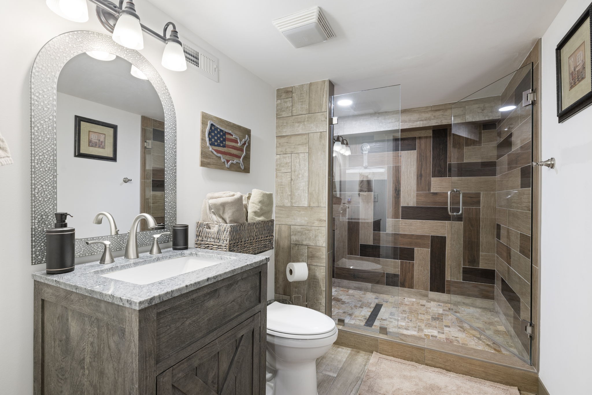 7623 Highway 100 Bon Aqua TN 37025