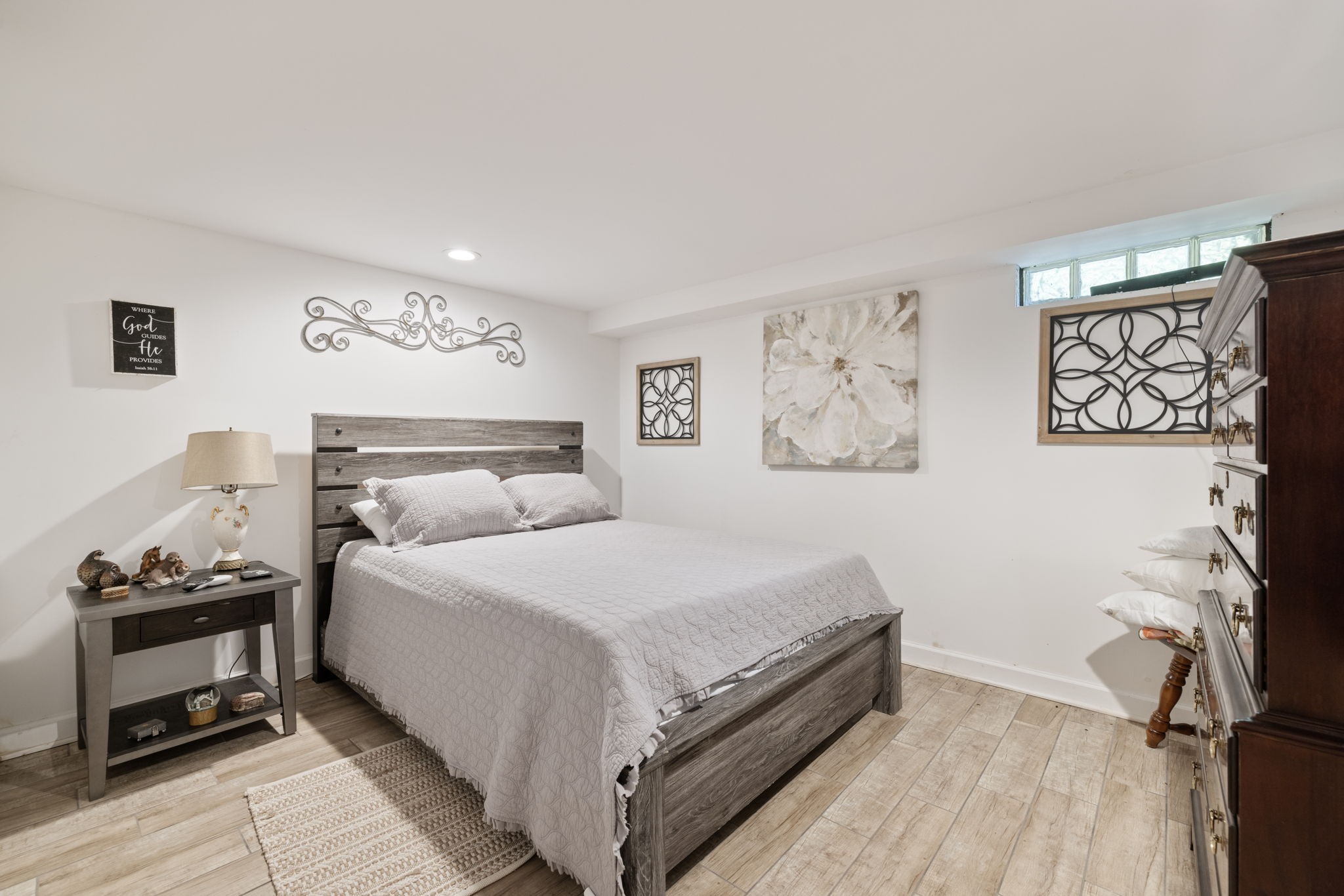 7623 Highway 100 Bon Aqua TN 37025