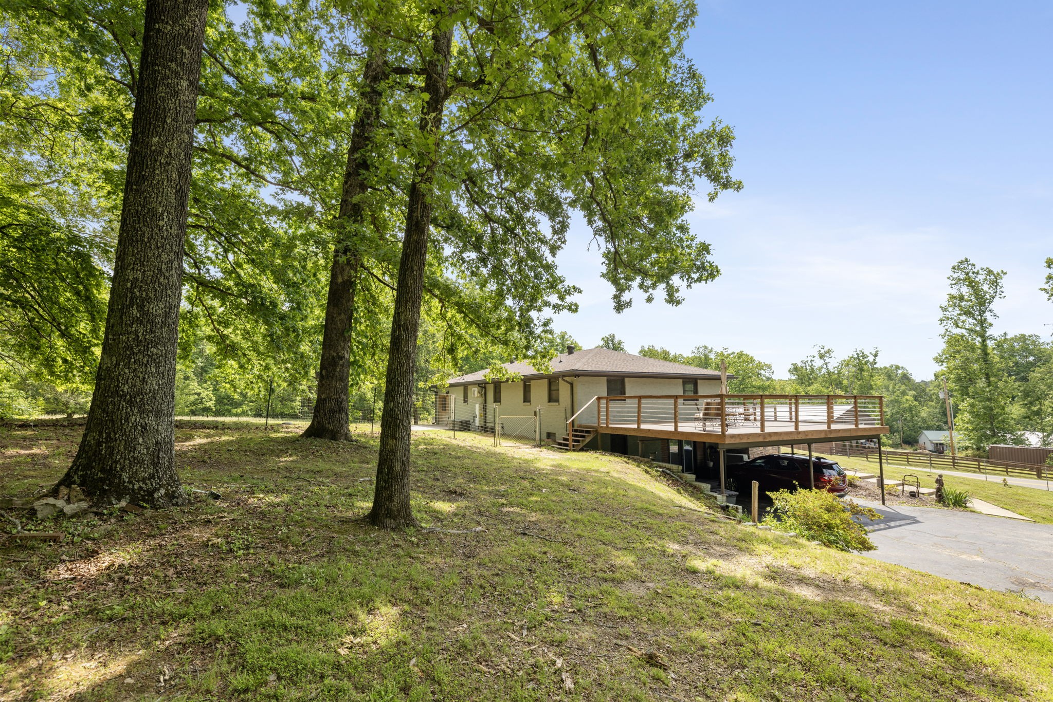 7623 Highway 100 Bon Aqua TN 37025