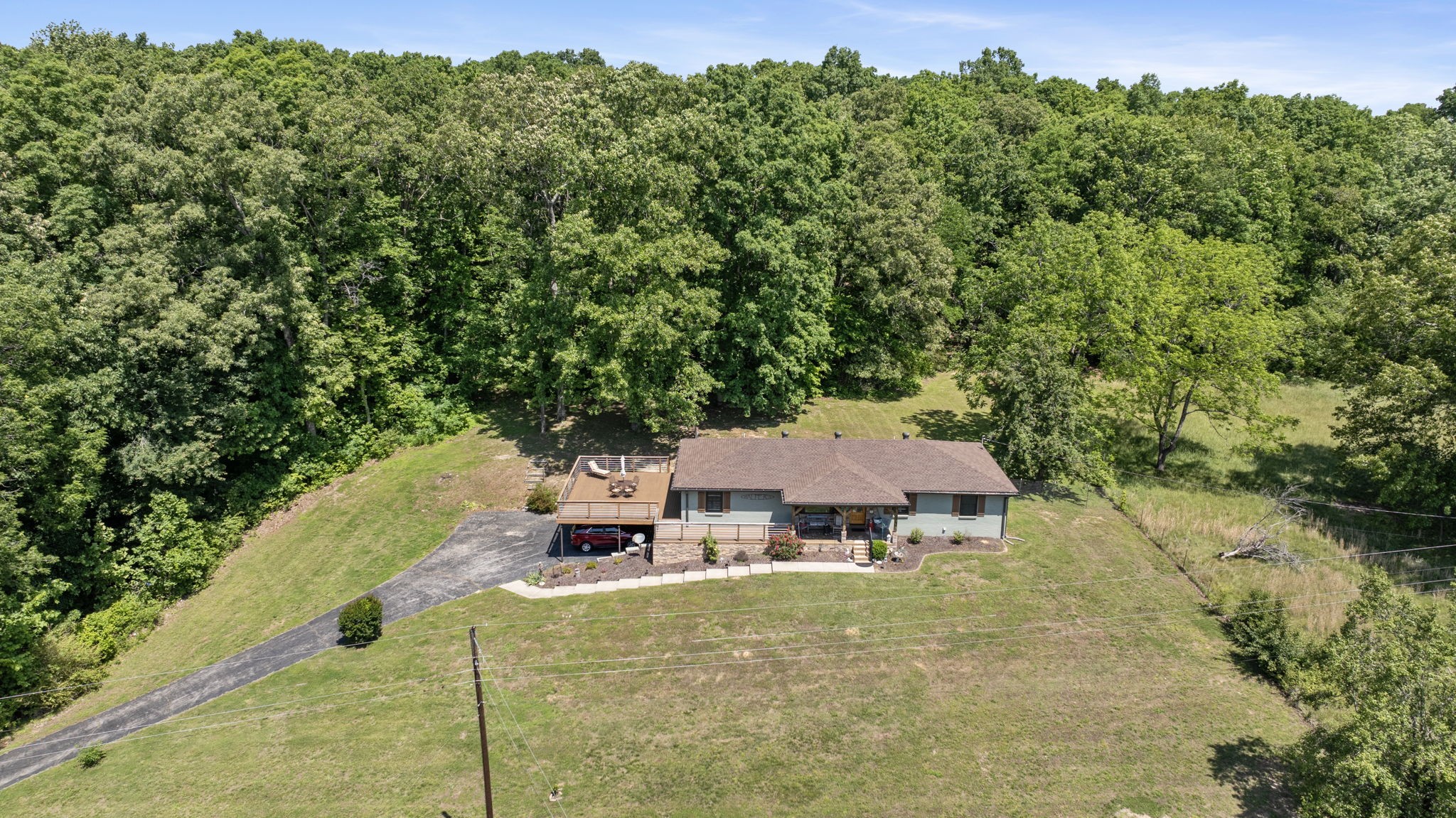 7623 Highway 100 Bon Aqua TN 37025