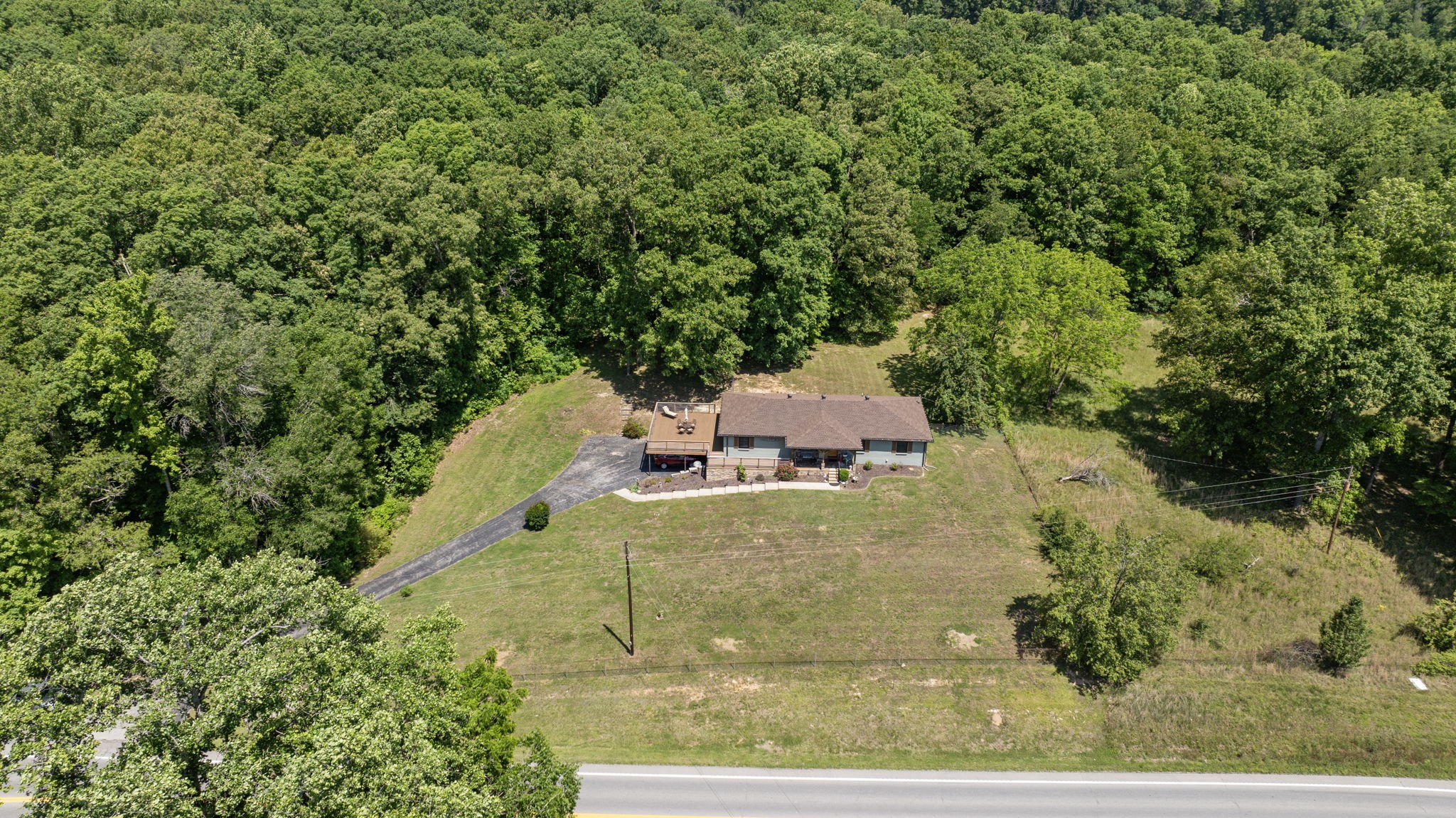 7623 Highway 100 Bon Aqua TN 37025