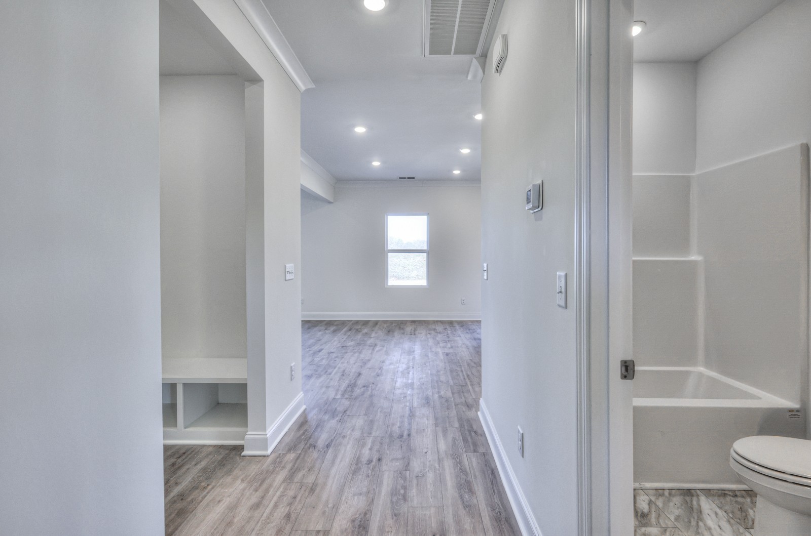 2098 Layla Lane White House TN 37188