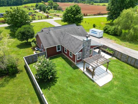 4429 Thomasville Road Chapmansboro TN 37035