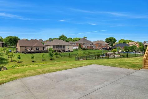 1018 Keeneland Drive Gallatin TN 37066