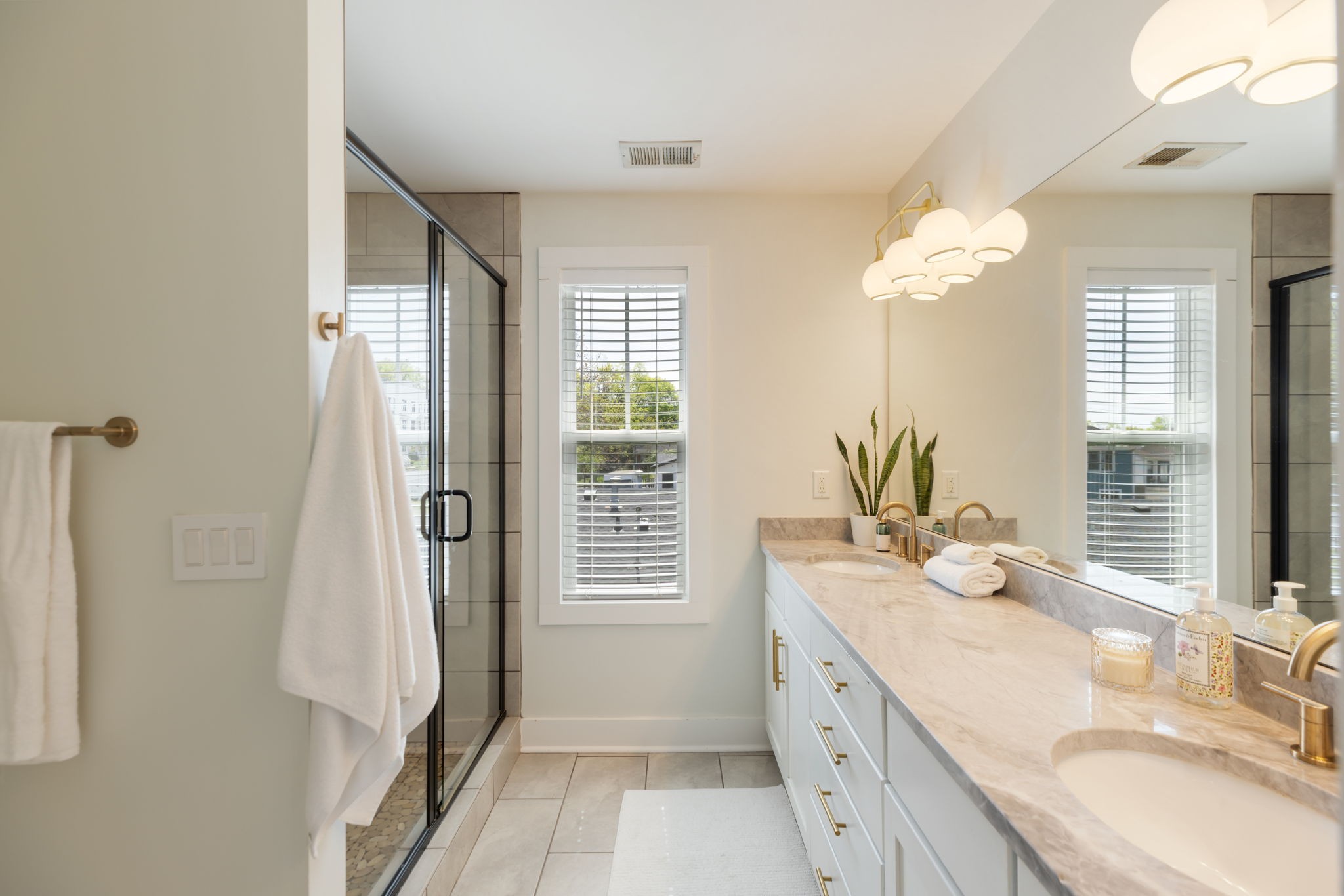 1708A 7th Ave, N Nashville TN 37208