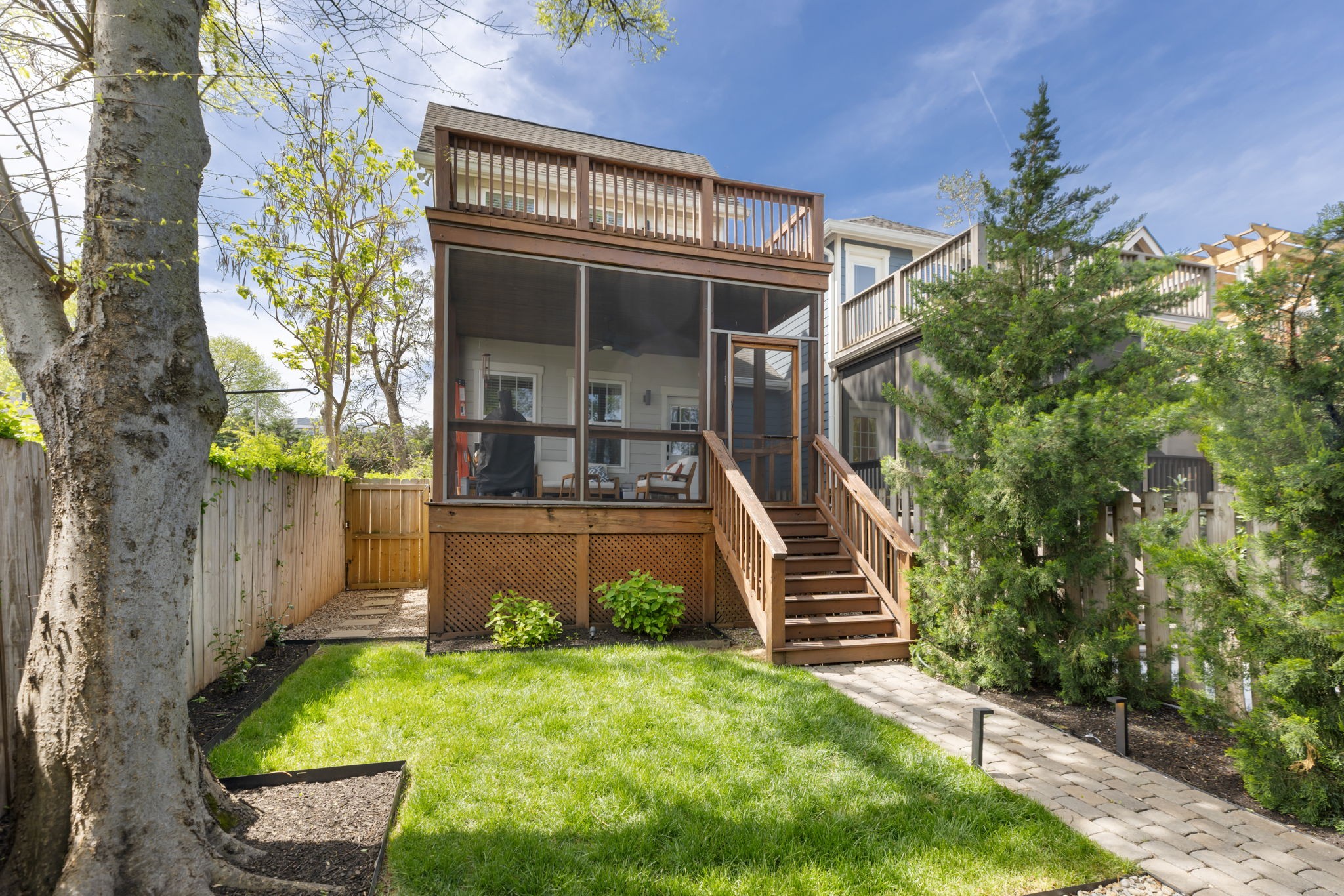 1708A 7th Ave, N Nashville TN 37208