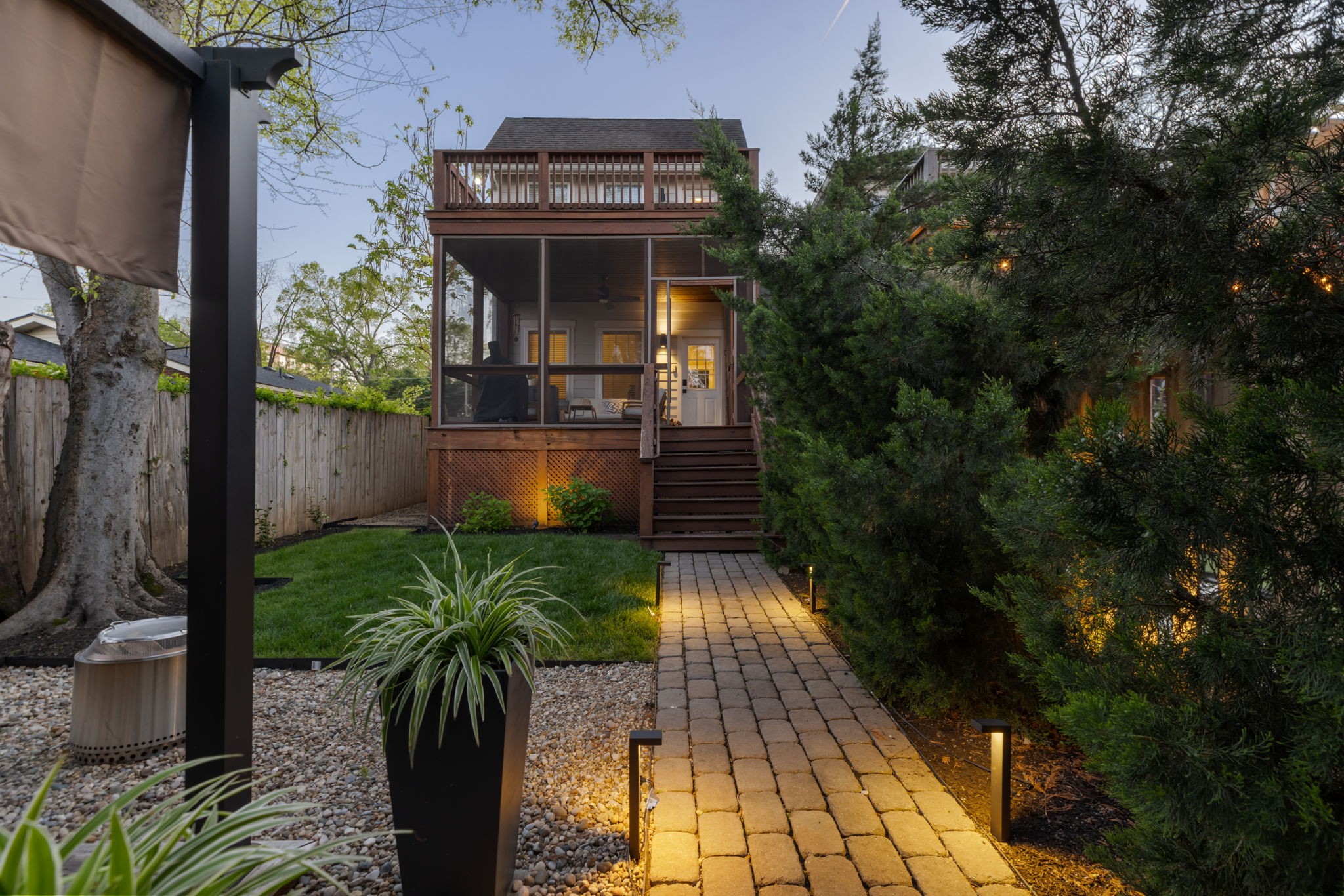 1708A 7th Ave, N Nashville TN 37208